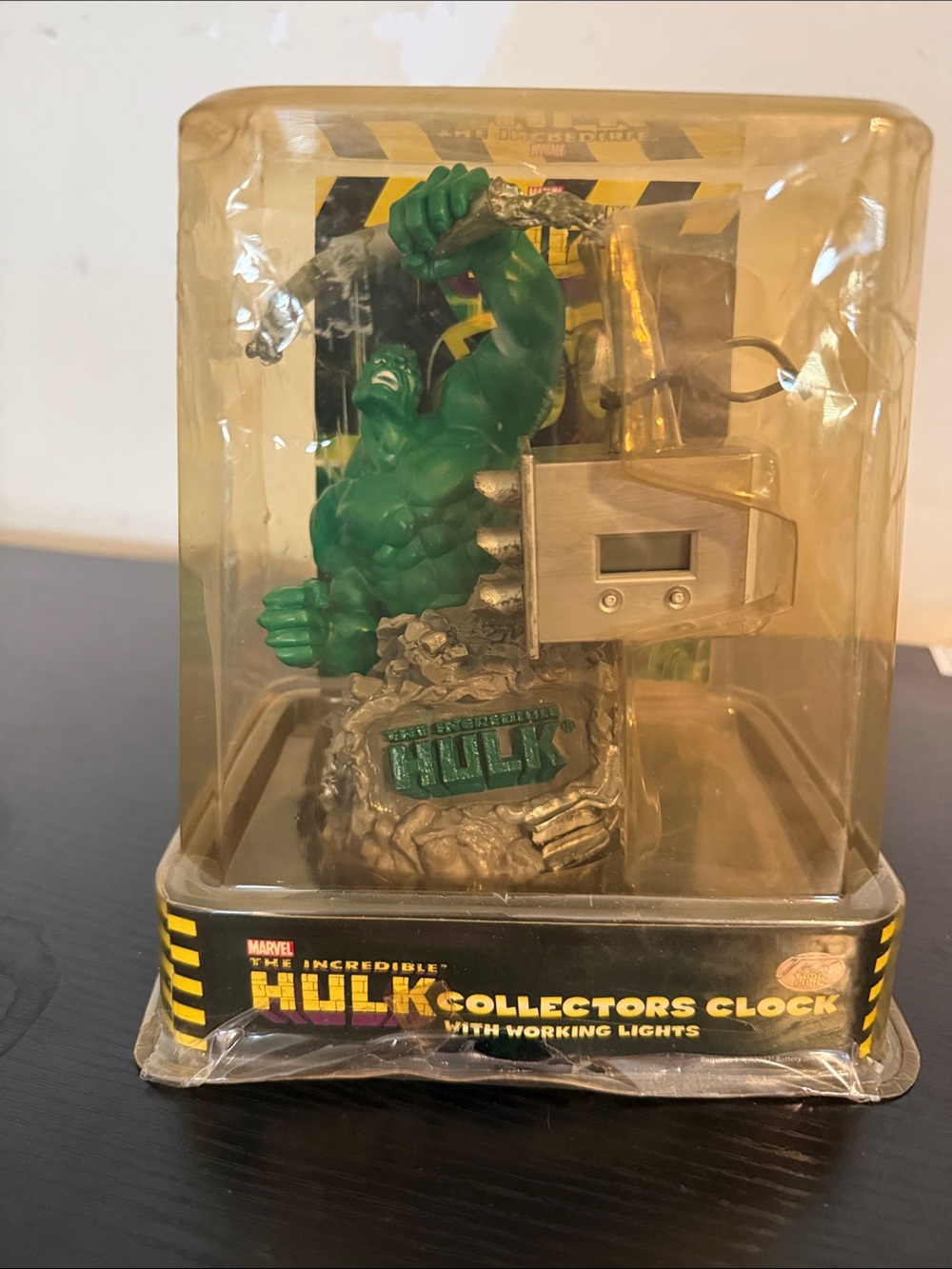 Marvel Hulk Collectible Clock - Green and Silver